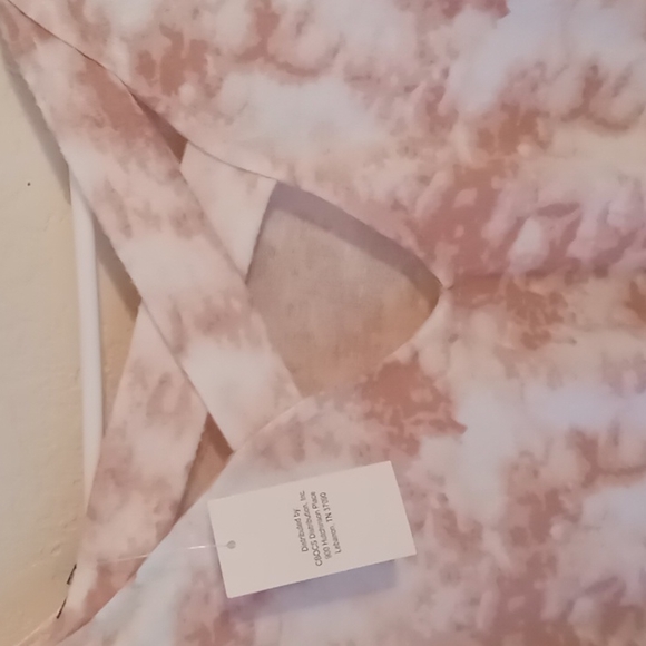 WALLPAPHER BNWT WOMEN'S PINK TIE TYE LONG SLEEVE SHIRT W CRISS CROSS BACK SZ S - Picture 9 of 13